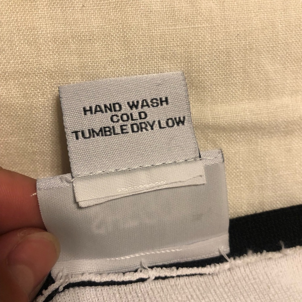 Vintage Shego’s White + Black Trim 3/4 Sleeve V Neck Cardigan Sweater Fit S M L - Picture 10 of 16